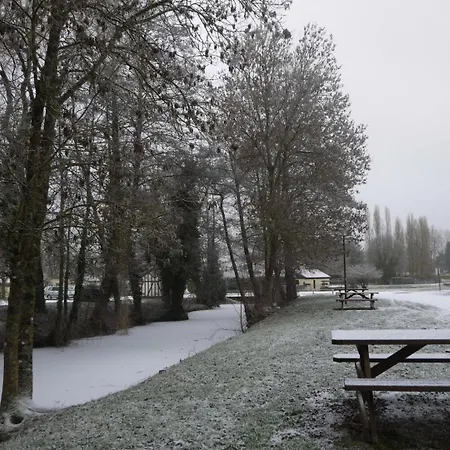 Au Clos De Marie 펜션 *