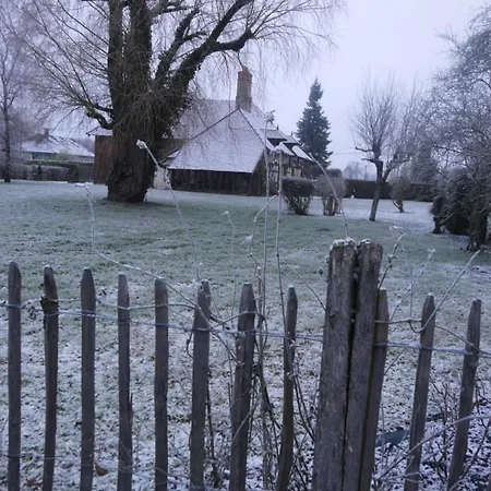 펜션 Au Clos De Marie *